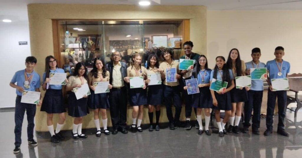 Premios a la excelencia académica otorgados por la Alcaldía de Baruta a los estudiantes de nuestra institución en las categorías de Excelencia Académica, Excelencia Deportiva, y Excelencia Artística.